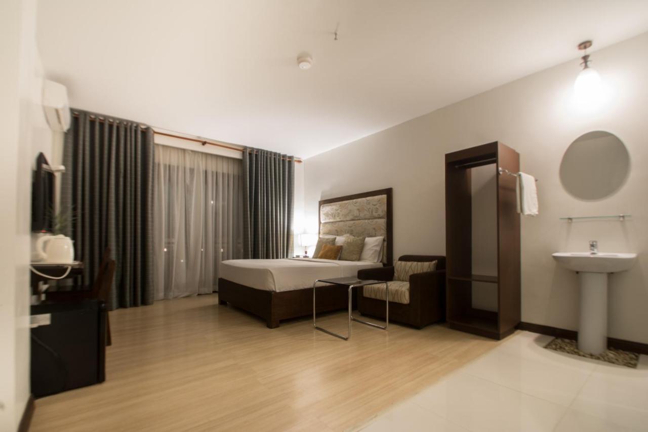 Marzon Hotel Kalibo Εξωτερικό φωτογραφία